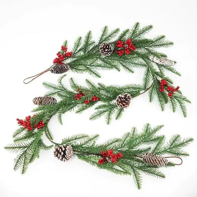 Berries Christmas Garland