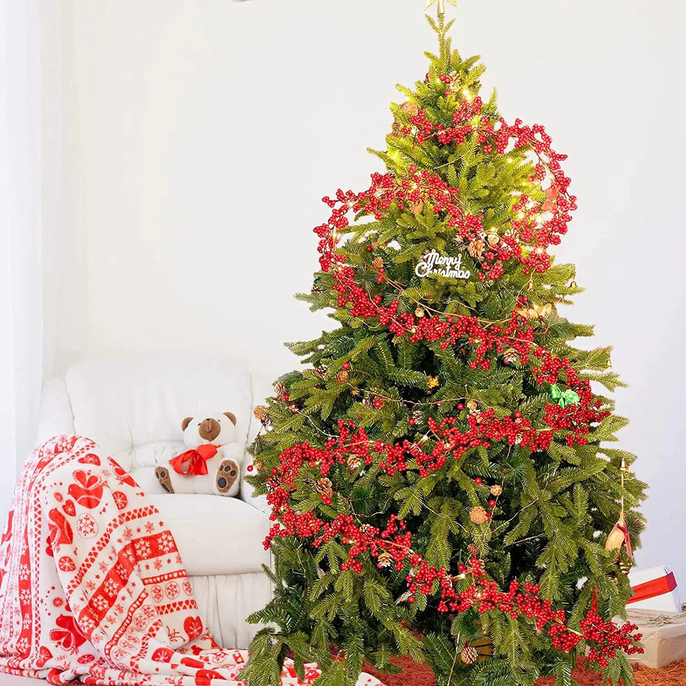 Berries Christmas Garland