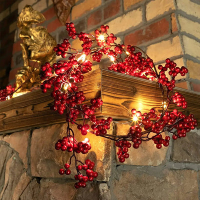 Berries Christmas Garland