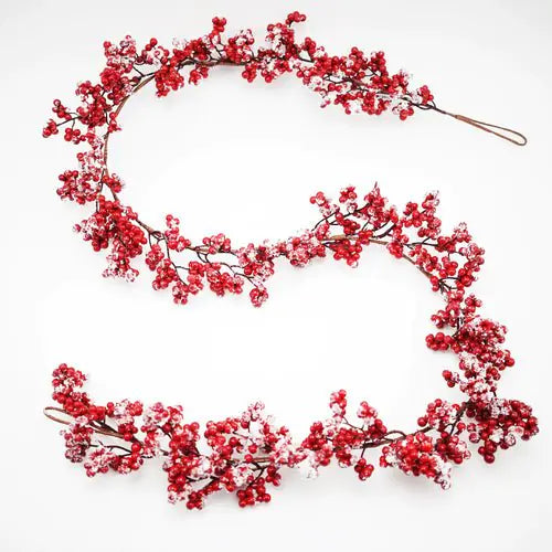 Berries Christmas Garland